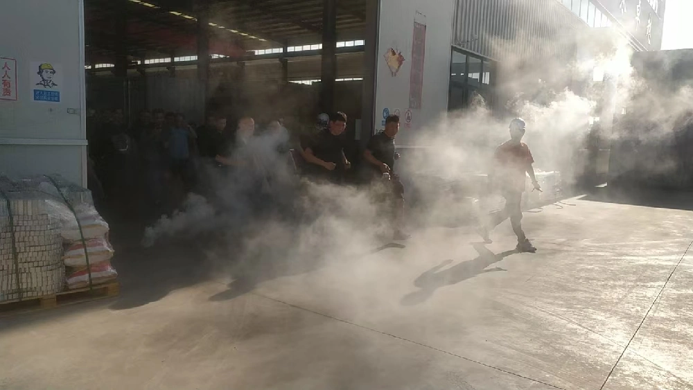 Проведіть навчання з безпеки та втечі, щоб укріпити лінію захисту безпеки виробництва